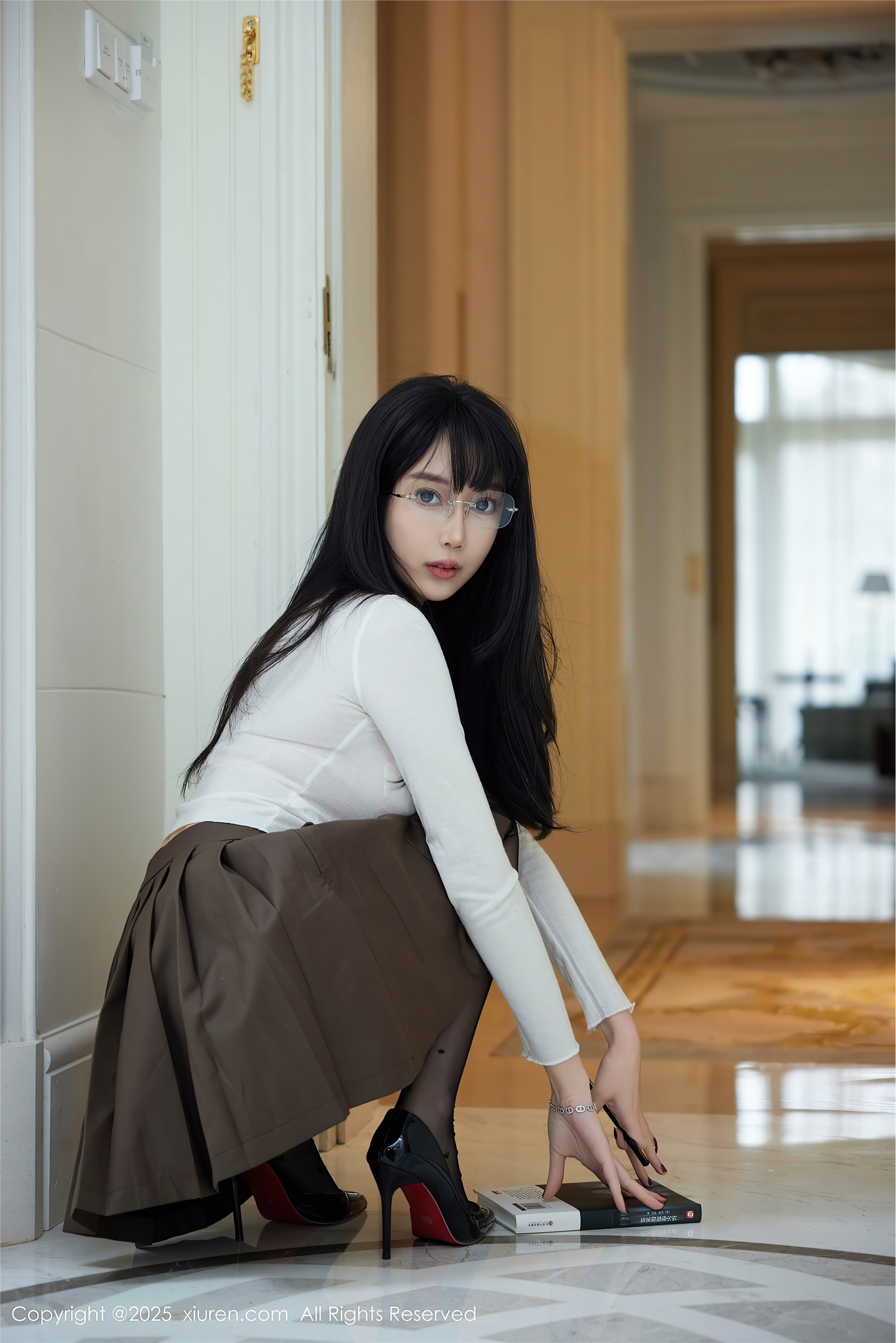 Xiuren秀人网 2025.01.10 NO.9737 玥儿玥er